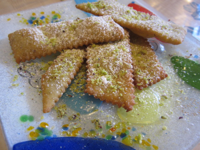 chiacchiere al pistacchio