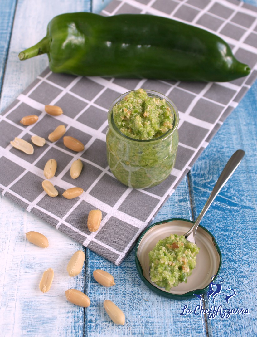 Pesto di peperoni verdi ed arachidi